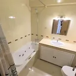 Algarve Modern T1 With Balcony In * Albufeira