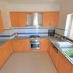 Algarve Modern T1 With Balcony In * Albufeira