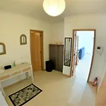 Algarve Modern T1 With Balcony In Apartment *