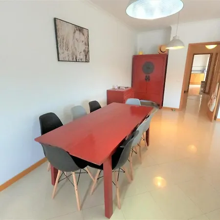 Algarve Modern T1 With Balcony In * Албуфейра