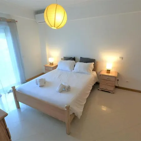 Algarve Modern T1 With Balcony In * Albufeira